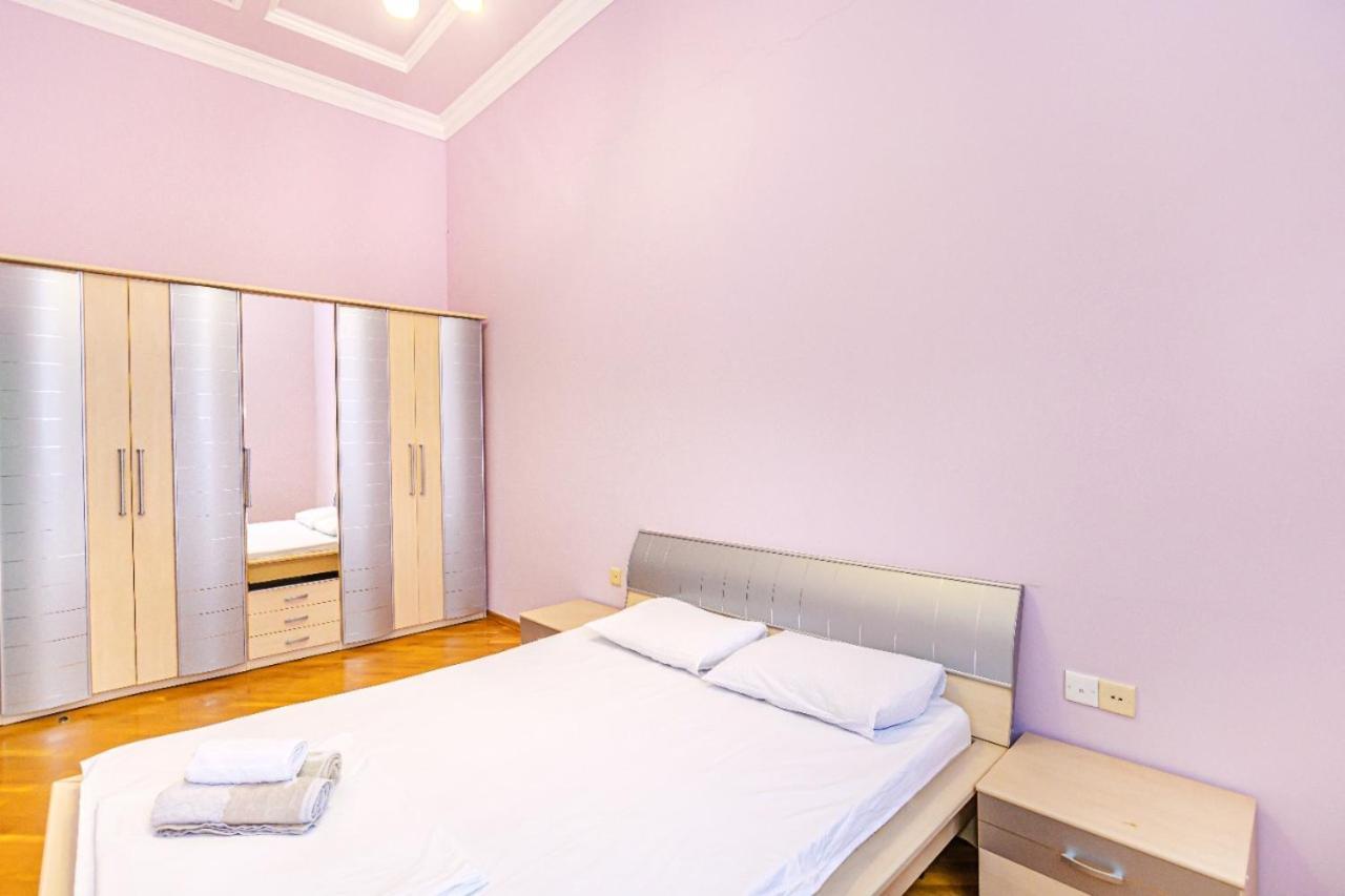 Primo Apartment *